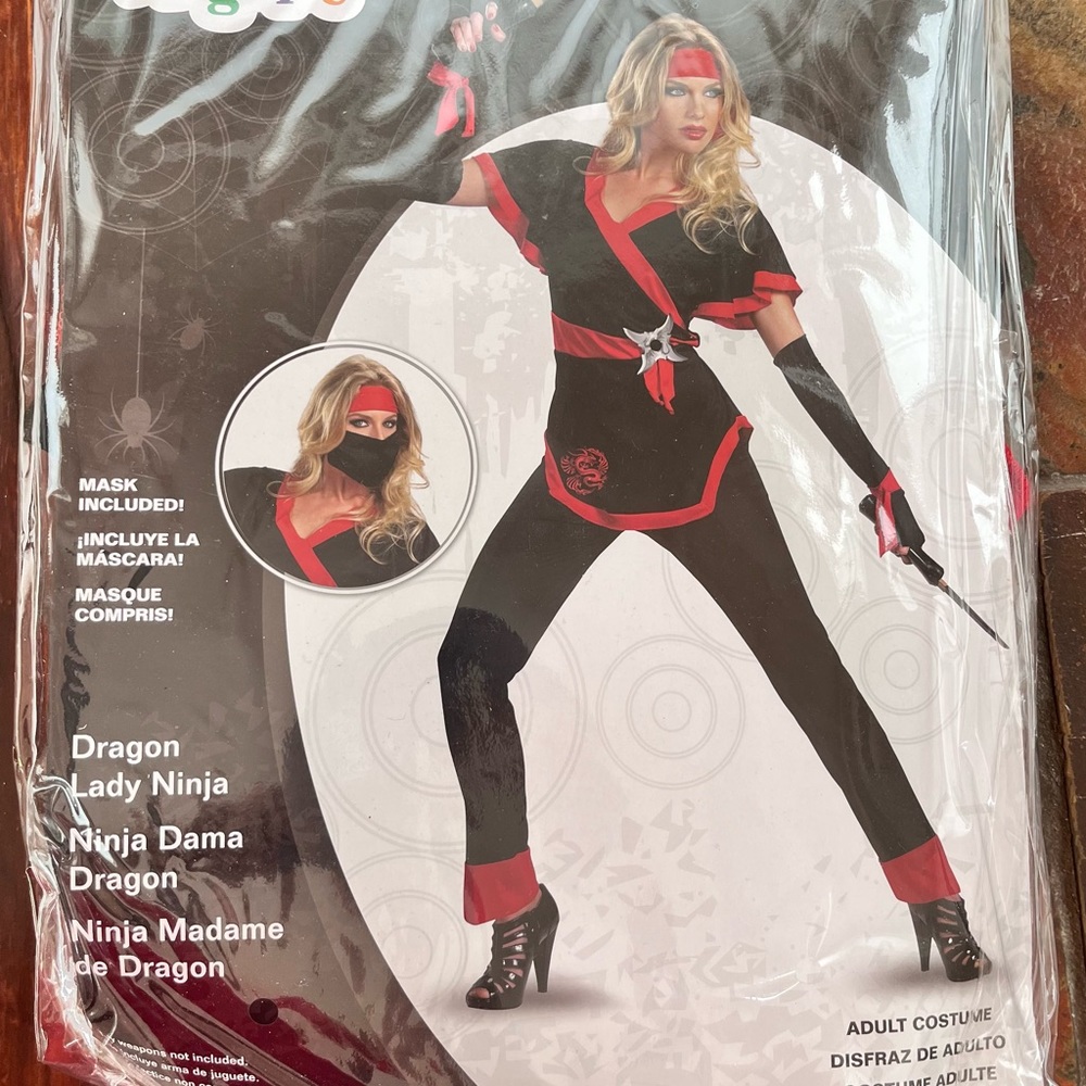 Dragon Lady Ninja Kung Foo Costume Adult Small 4-6 NWT Cosplay Halloween
